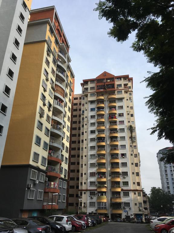 穆特尔民宿 @ 维斯塔空间公寓 吉隆坡 外观 照片